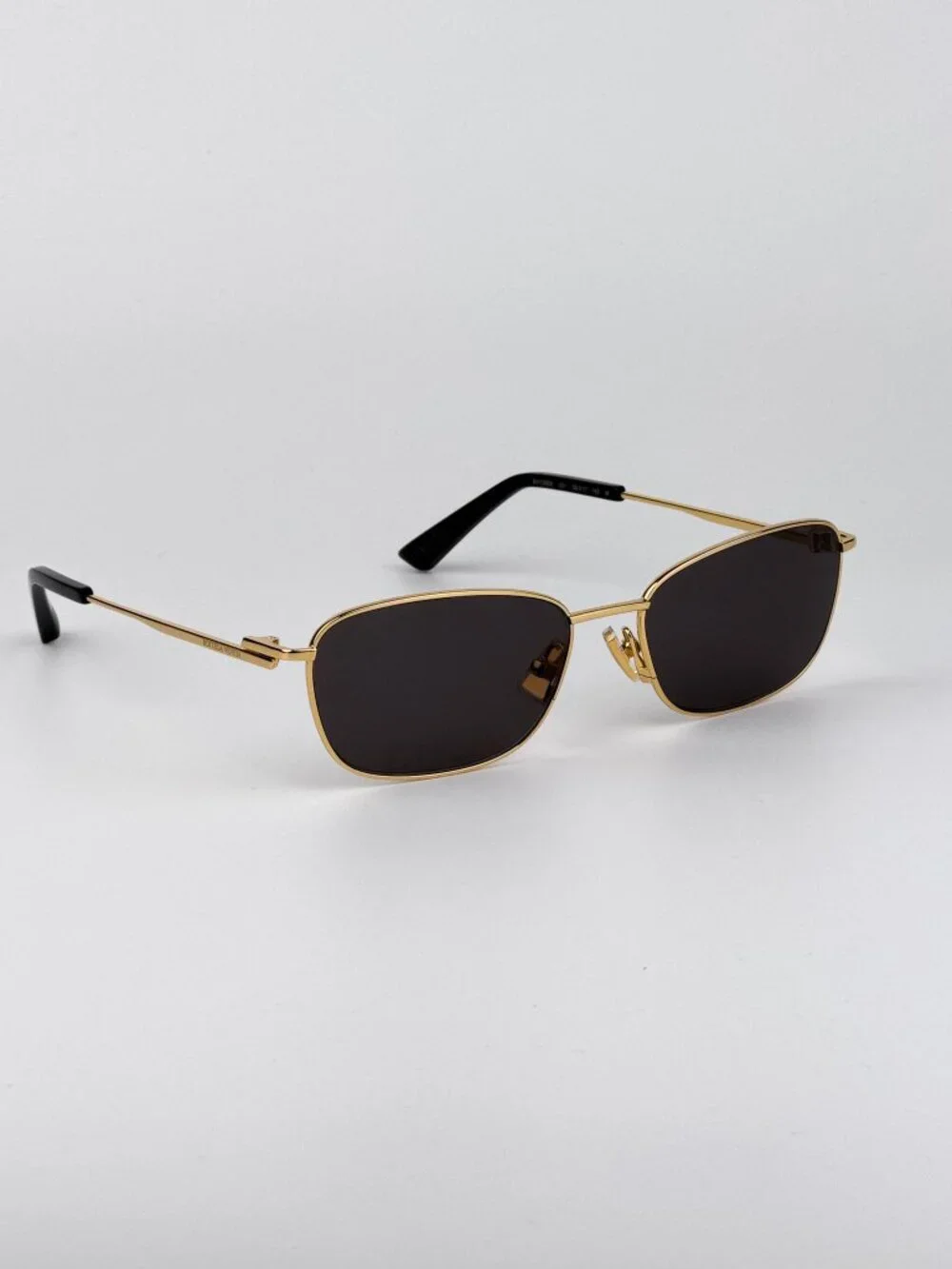 Bottega Veneta Women’s Sunglasses Gold Grey Rectangle BV1300S 001 New Authentic